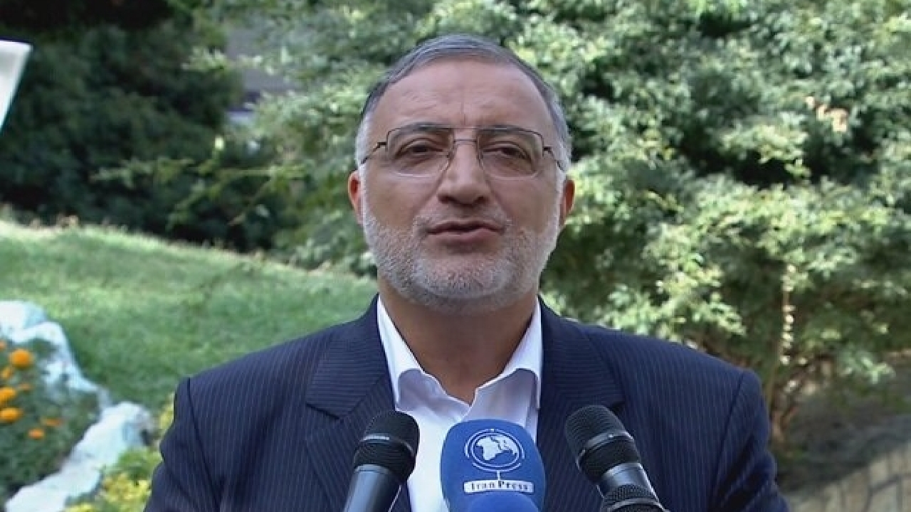 توضیح زاکانی درباره چمن‌کاری «میدان آزادی»