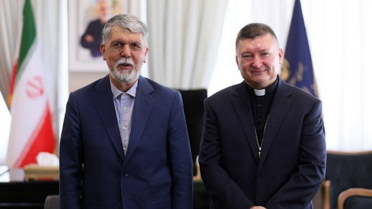 دیدار سفیر واتیکان با وزیر فرهنگ و ارشاد اسلامی