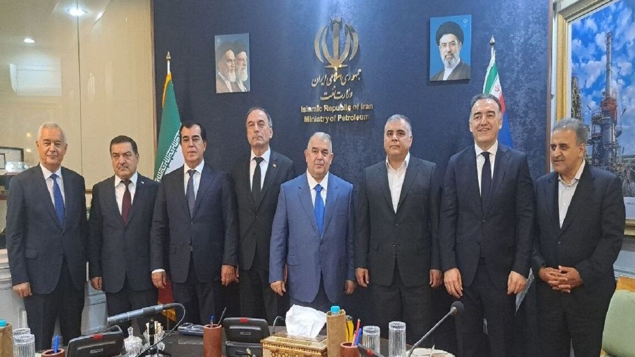 تهران و دوشنبه قرارداد بلندمدت همکاری در حوزه انرژی امضا می‌کنند