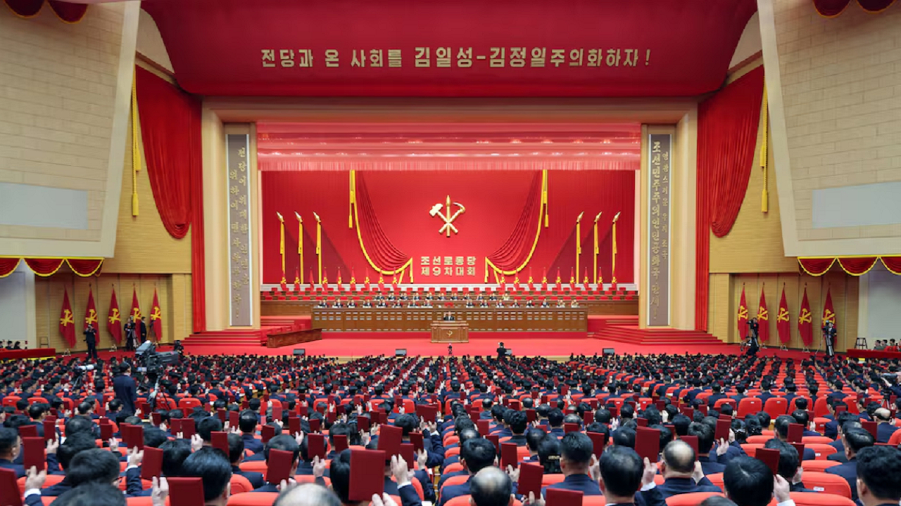 کیم جونگ اون نهمین کنگره حزب را با اشاره به دستاورد‌های اقتصادی افتتاح کرد