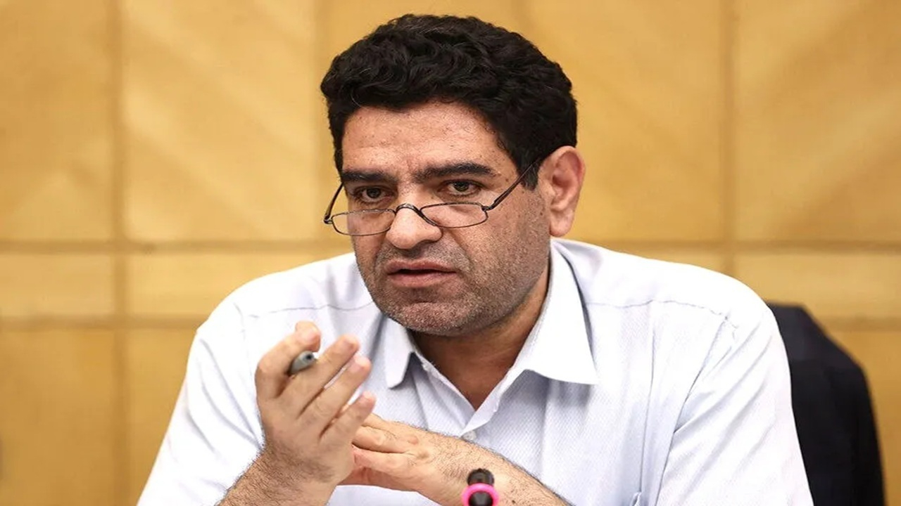 طرح تحقیق و تفحص مجلس از واگذاری ۸۰ میلیون بشکه نفت به چهار تراستی