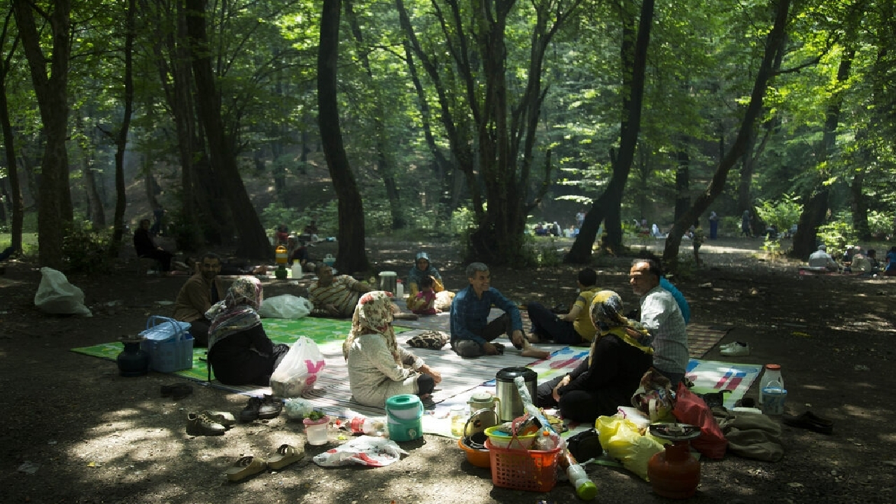 تفریح و گردش خانوادگی در روز‌های گرم تابستان + فیلم