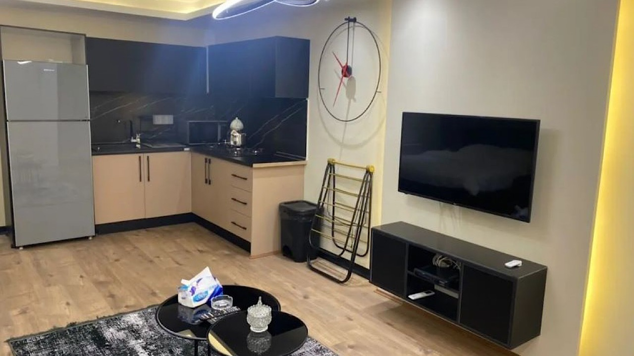 اجاره سوئیت در تهران حین تعمیرات منزل از میهمان شو