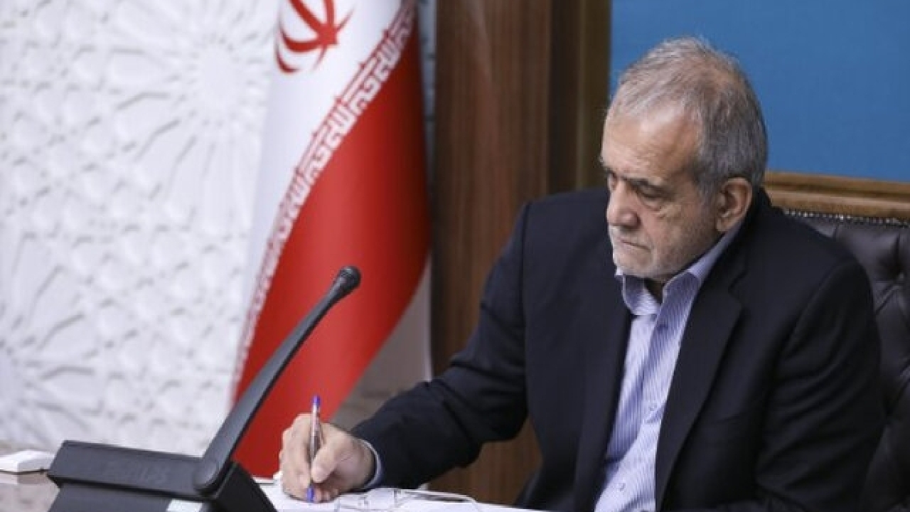 استاد روزبه از چهره‌های نادری است که انسان‌سازی را معنا می‌کرد