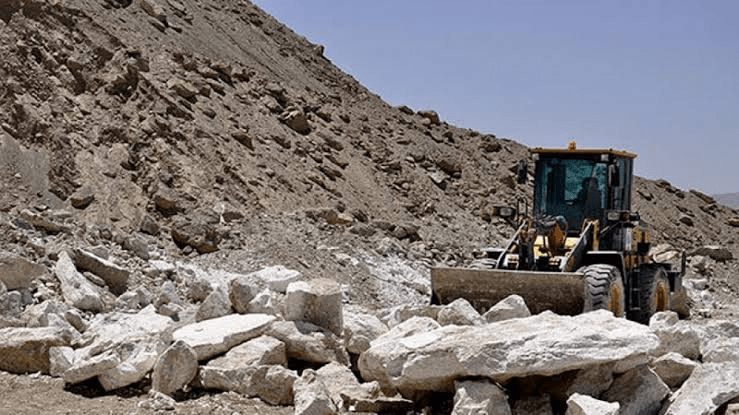 هنوز نمک روی این زخم میپاشند