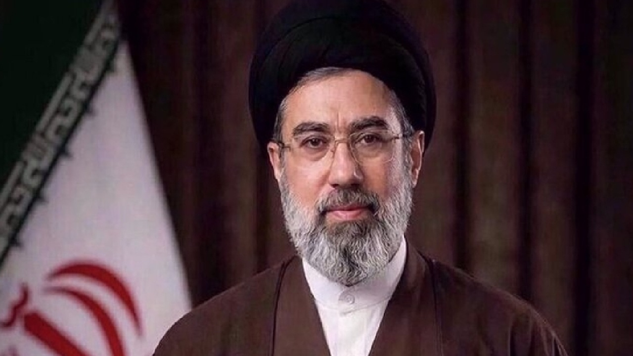 رهبر انقلاب: به هیچوجه اجازه بروز اختلاف را بین خود ندهید