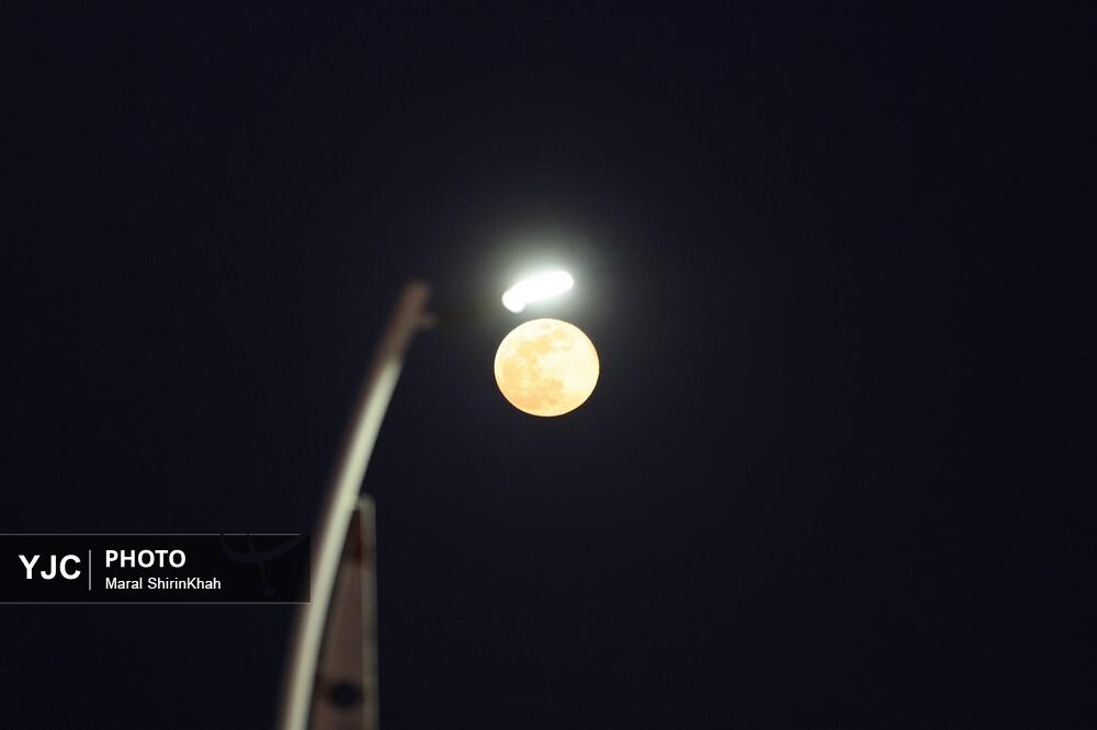 طلوع ابر ماه گرگ، درخشان‌ترین ماه کامل سال