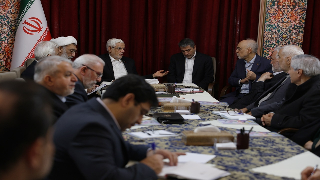 عارف: آمادگی نظامی و اقتصادی دولت نسبت به جنگ ۱۲ روزه بسیار بیشتر است