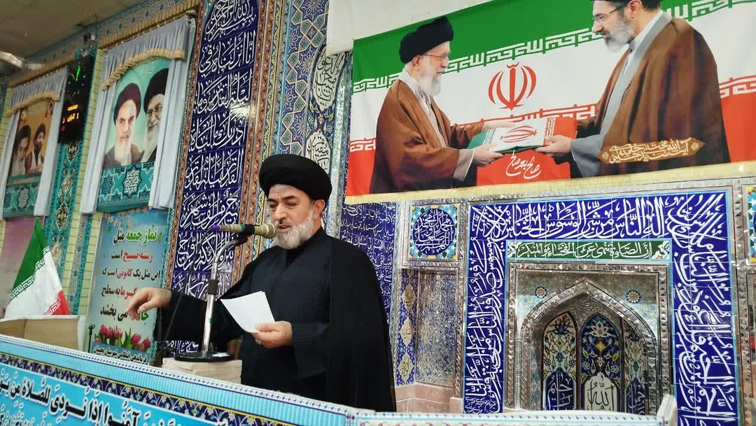 دشمن ممکن است با فشار اقتصادی و ایجاد ناآرامی اهدافش را دنبال کند