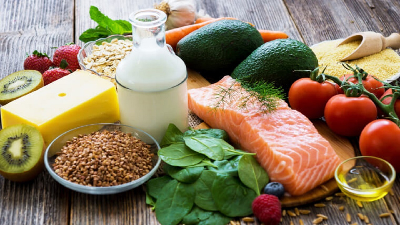 کدام رژیم غذایی در میانسالی به تجربه سالمندی سالم کمک میکند؟