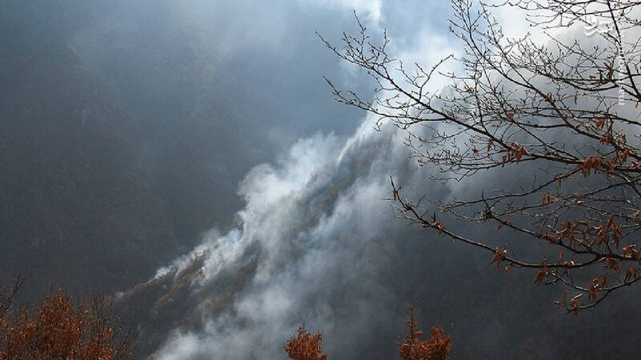 رایزنی با روسیه و ترکیه برای مهار آتش الیت