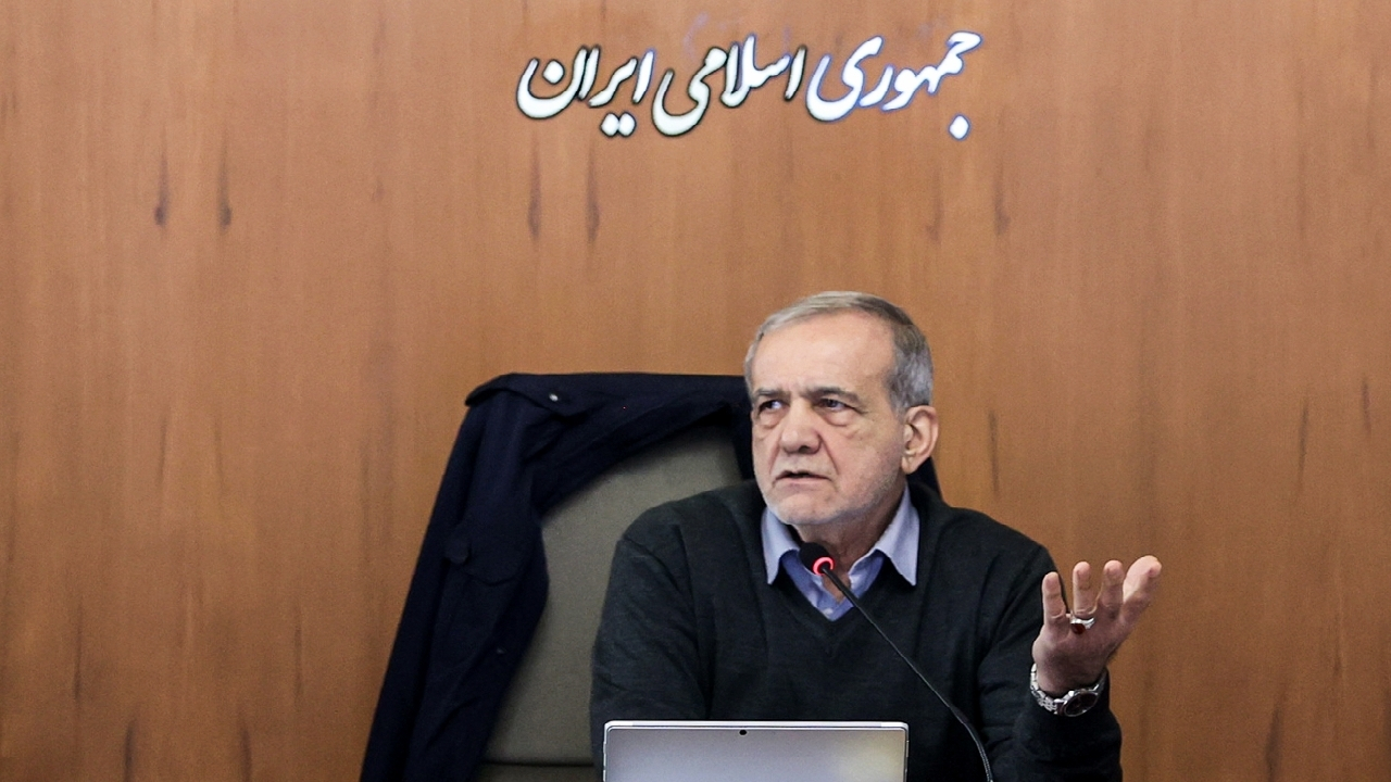 نباید پست و مقام مبنای دریافت حقوق باشد/ ضرورت سامان دادن به ناترازی منابع