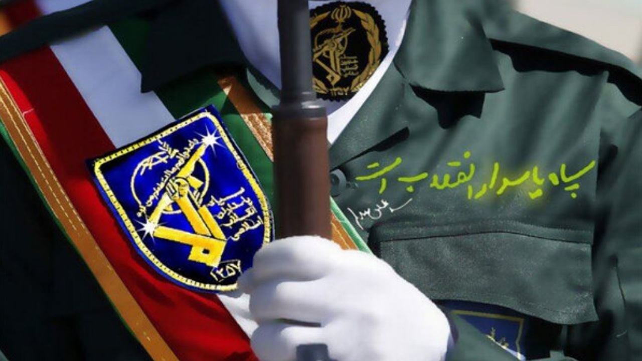 سپاه: سامانههای دفاعی دشمن را دچار اختلال کردیم