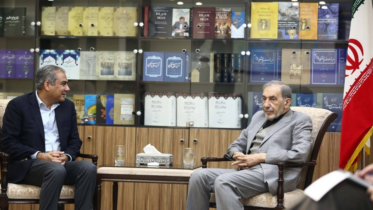 ولایتی: با مذاکرهای که بدون پیششرط و حفظ خطوط قرمز جمهوری اسلامی باشد، مخالفتی نداریم