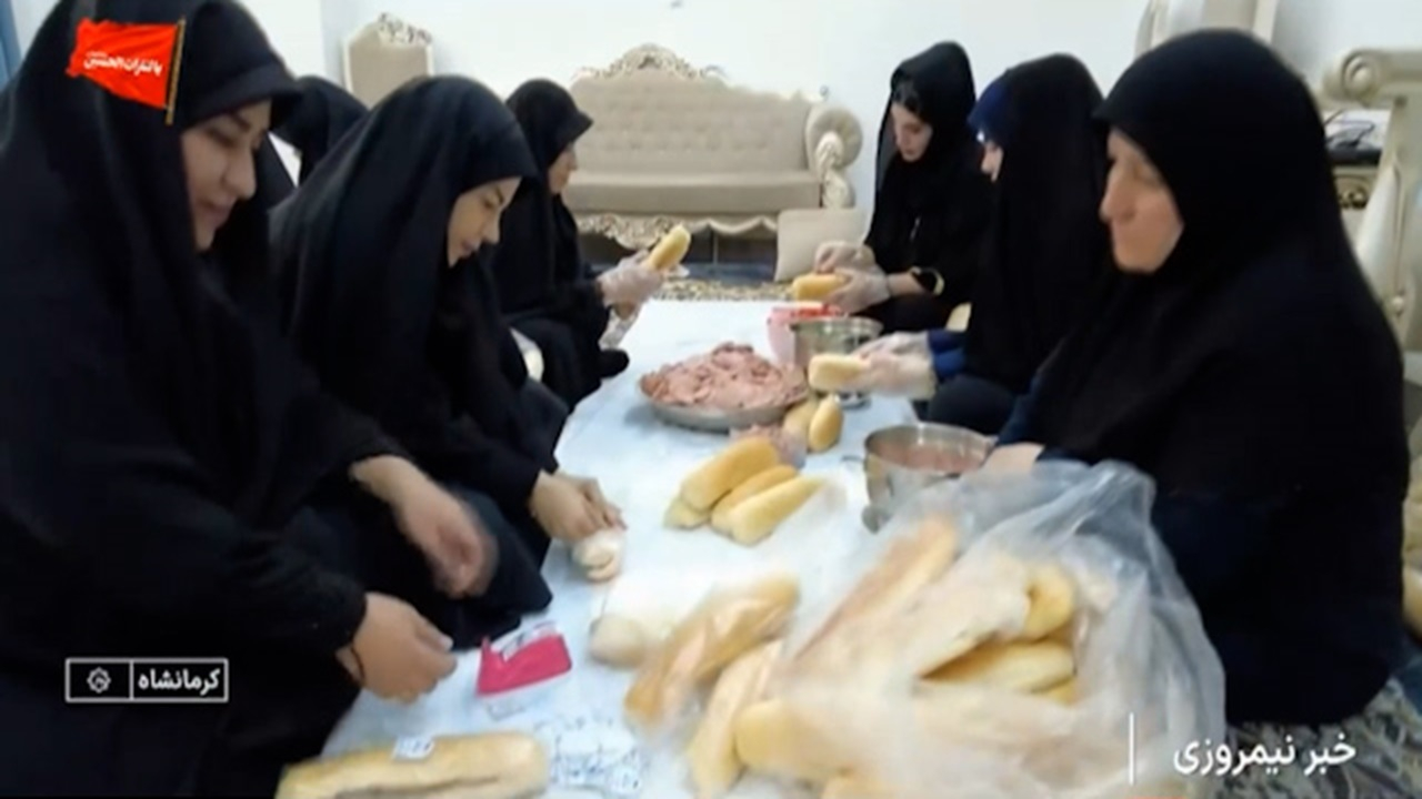 همدلی بانوان کرمانشاهی در خدمت به زائران اربعین + فیلم