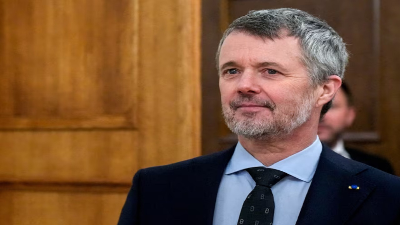 پادشاه دانمارک برای نشان دادن حمایت خود در مواجهه با تهدیدات ترامپ وارد گرینلند شد