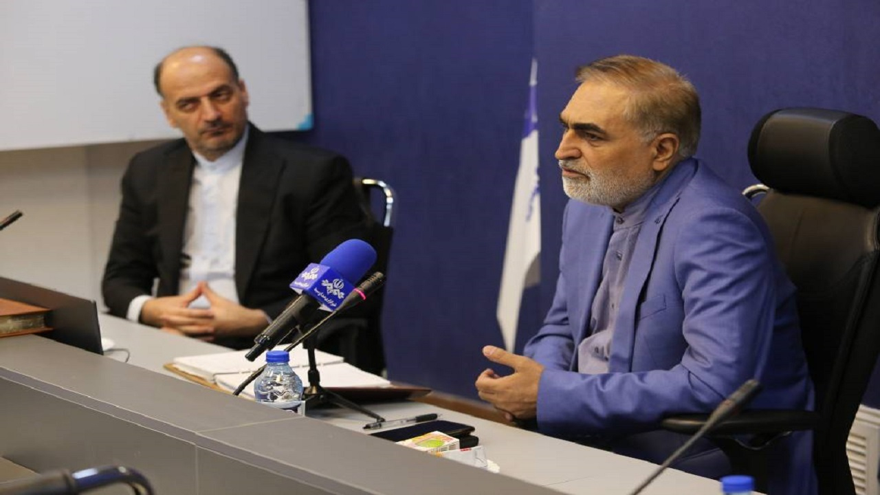 معاون سیاسی صدا و سیما: وزارت امور خارجه باید زبان گویای نظام باشد
