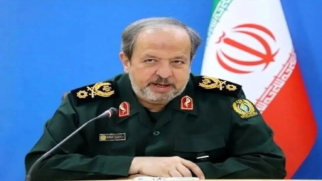 سرپرست وزارت دفاع: توان هدف قرار دادن ناو‌های آمریکایی را داریم