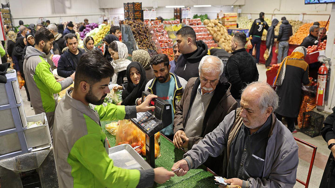اختلاف قیمت ۳۶ درصدی سبزیجات در میادین و بازارهای میوه و تره بار به نسبت سطح شهر