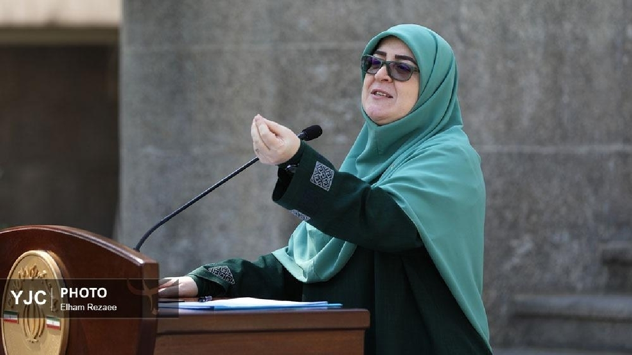 سخنگوی دولت: هر اقدامی در زمینه قیمت بنزین به اطلاع مردم خواهد رسید