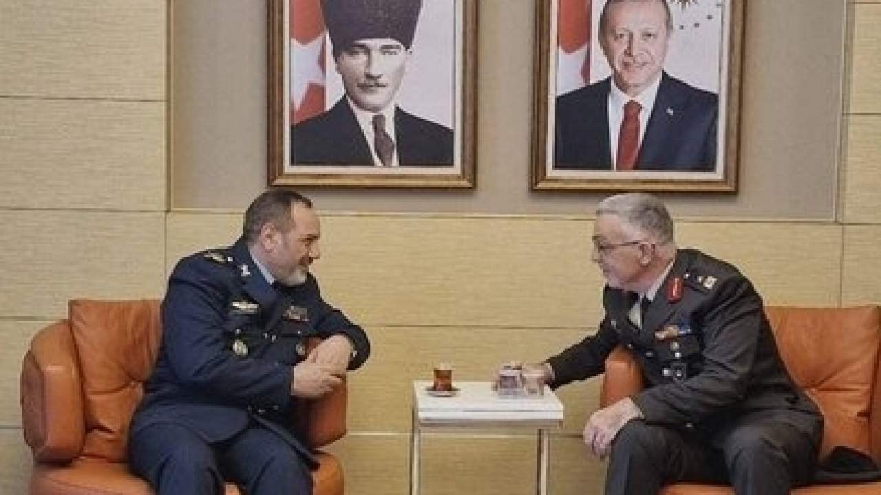 وزیر دفاع ایران به ترکیه سفر کرد