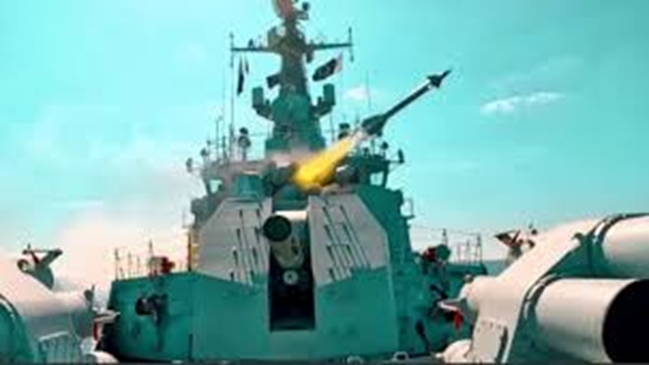 نیروی دریایی پاکستان سامانه موشکی آزمایش کرد + فیلم