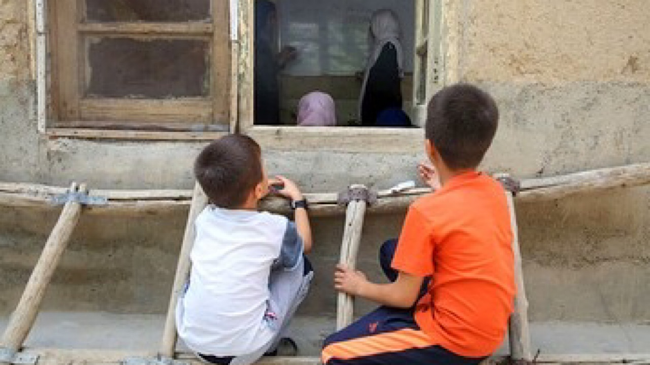 ۱۵۸ هزار بازمانده از تحصیل در سال گذشته/ ۳۰ هزار کودک به مدرسه بازگشتند