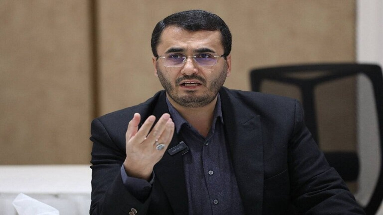 خودروسازها به‌دلیل نداشتن یک قطعه نباید قیمت سال جدید را از خریدار بگیرند