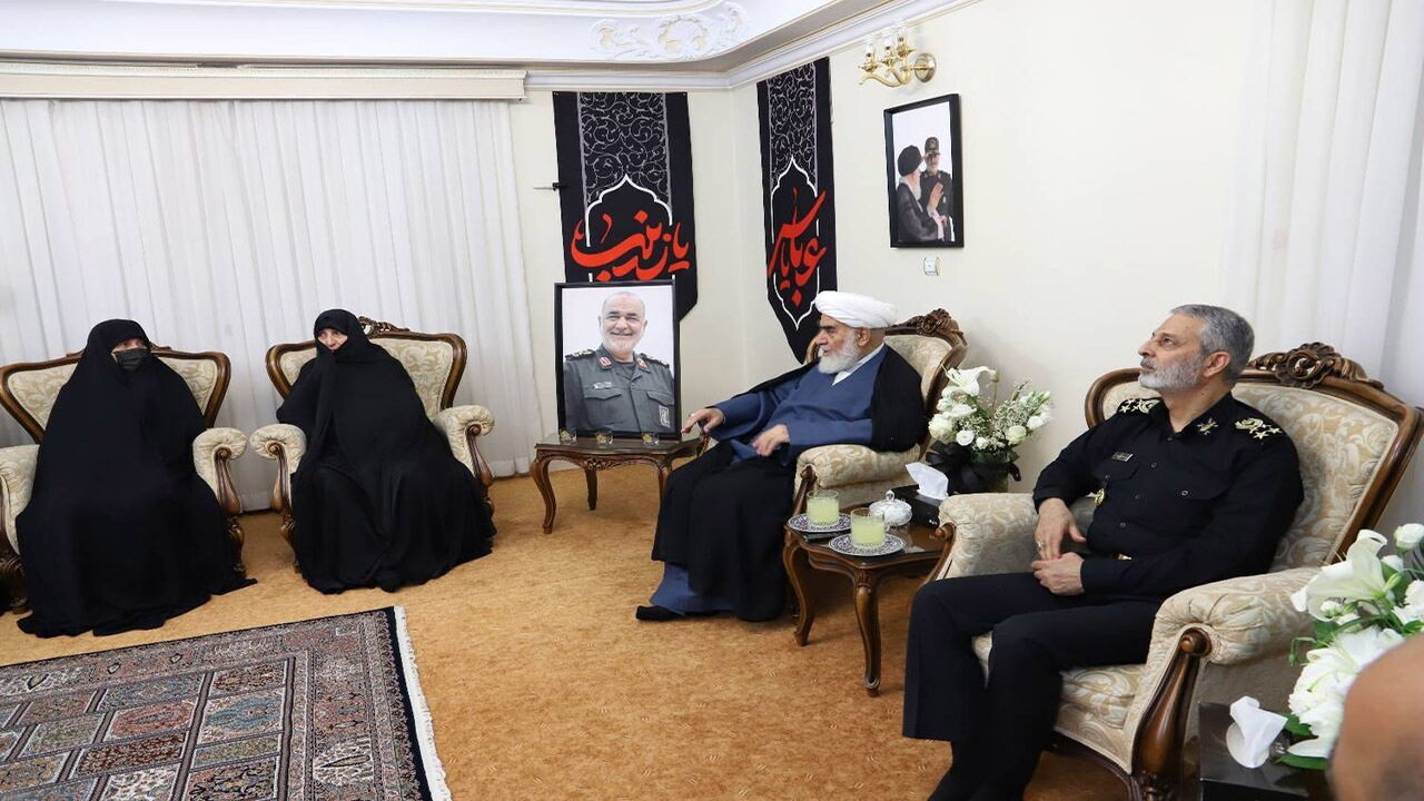 رئیس دفتر رهبر انقلاب اسلامی: شهید سلامی نسبت به ولی فقیه مطیع محض بود